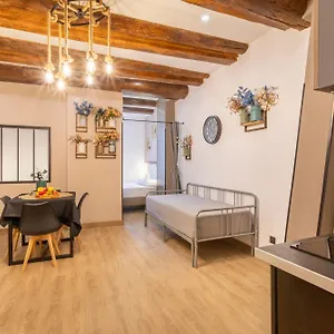 Adira Panier 2 Etoiles Appartement